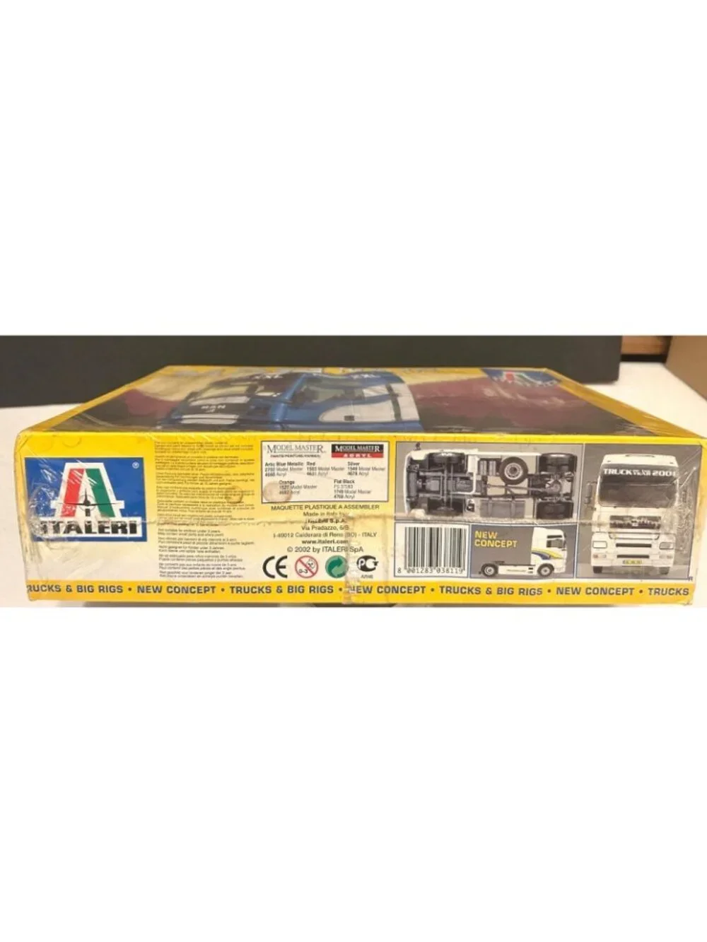 Vintage MAN TG-A Formel XXL 1:24 Scale Truck Model Kit By Italeri Decals RARE